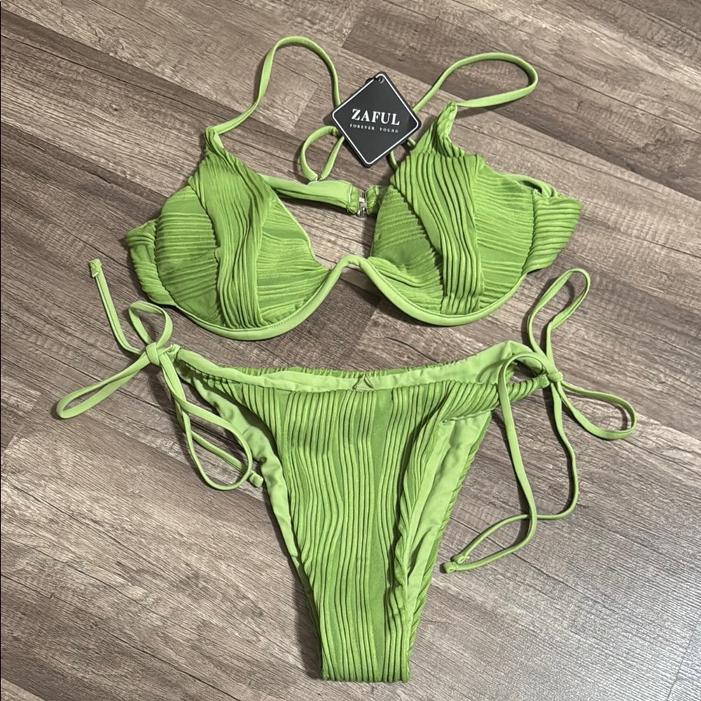Zaful Green Ribbed Bikini Set
